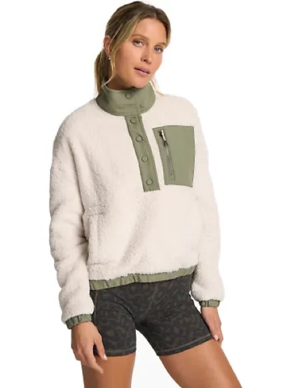Vuori Cozy Sherpa Pullover Jacket in Cream with Olive Trim